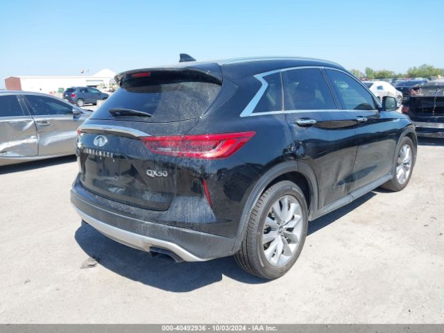 Photo 3 VIN: 3PCAJ5M16KF137837 - INFINITI QX50 