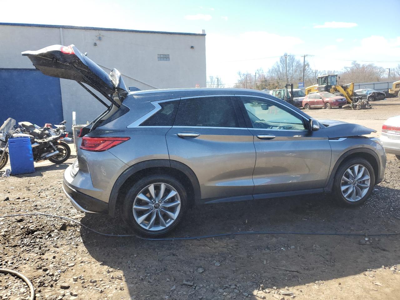 Photo 2 VIN: 3PCAJ5M33LF120304 - INFINITI QX50 