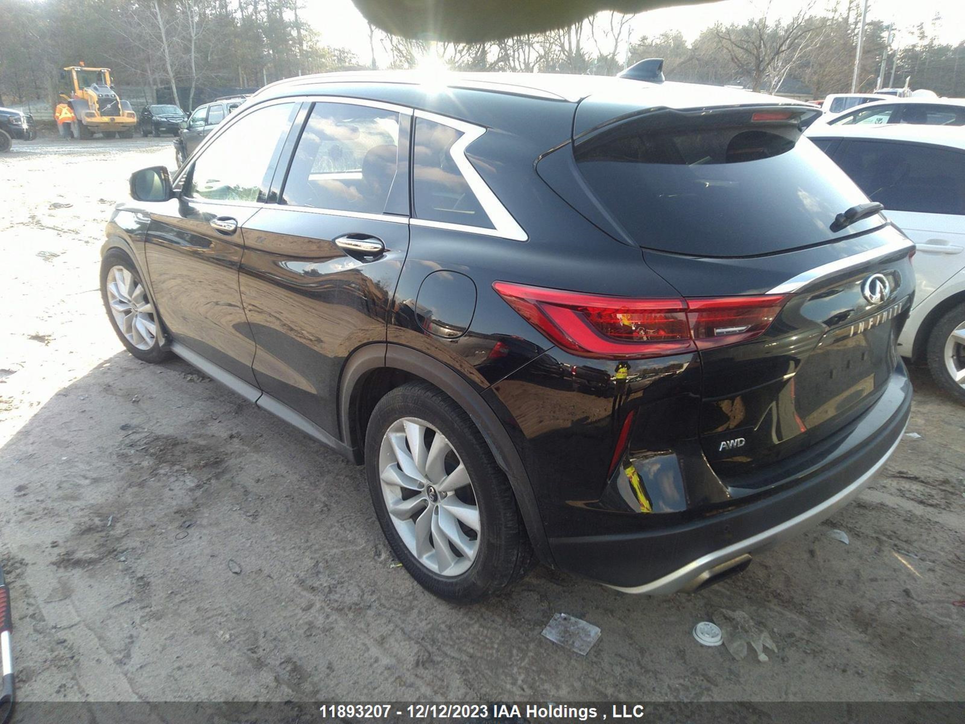 Photo 2 VIN: 3PCAJ5M35KF110923 - INFINITI QX50 