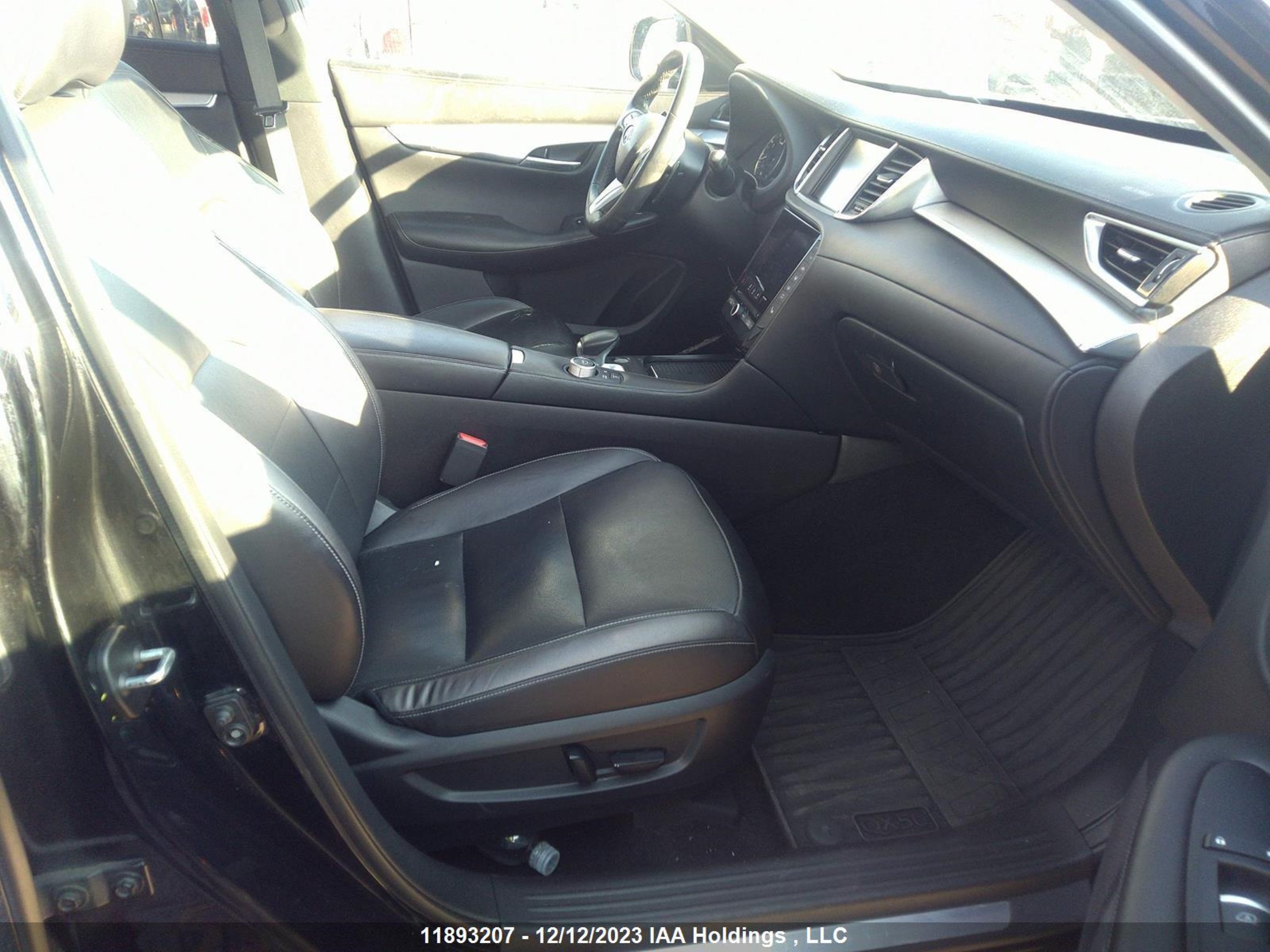 Photo 4 VIN: 3PCAJ5M35KF110923 - INFINITI QX50 