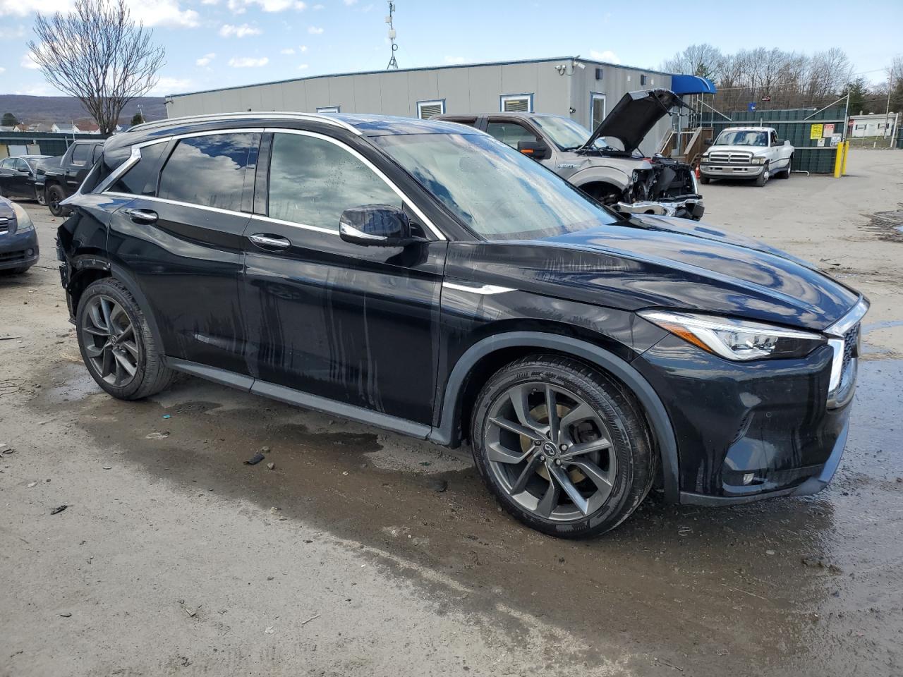 Photo 3 VIN: 3PCAJ5M36KF104726 - INFINITI QX50 