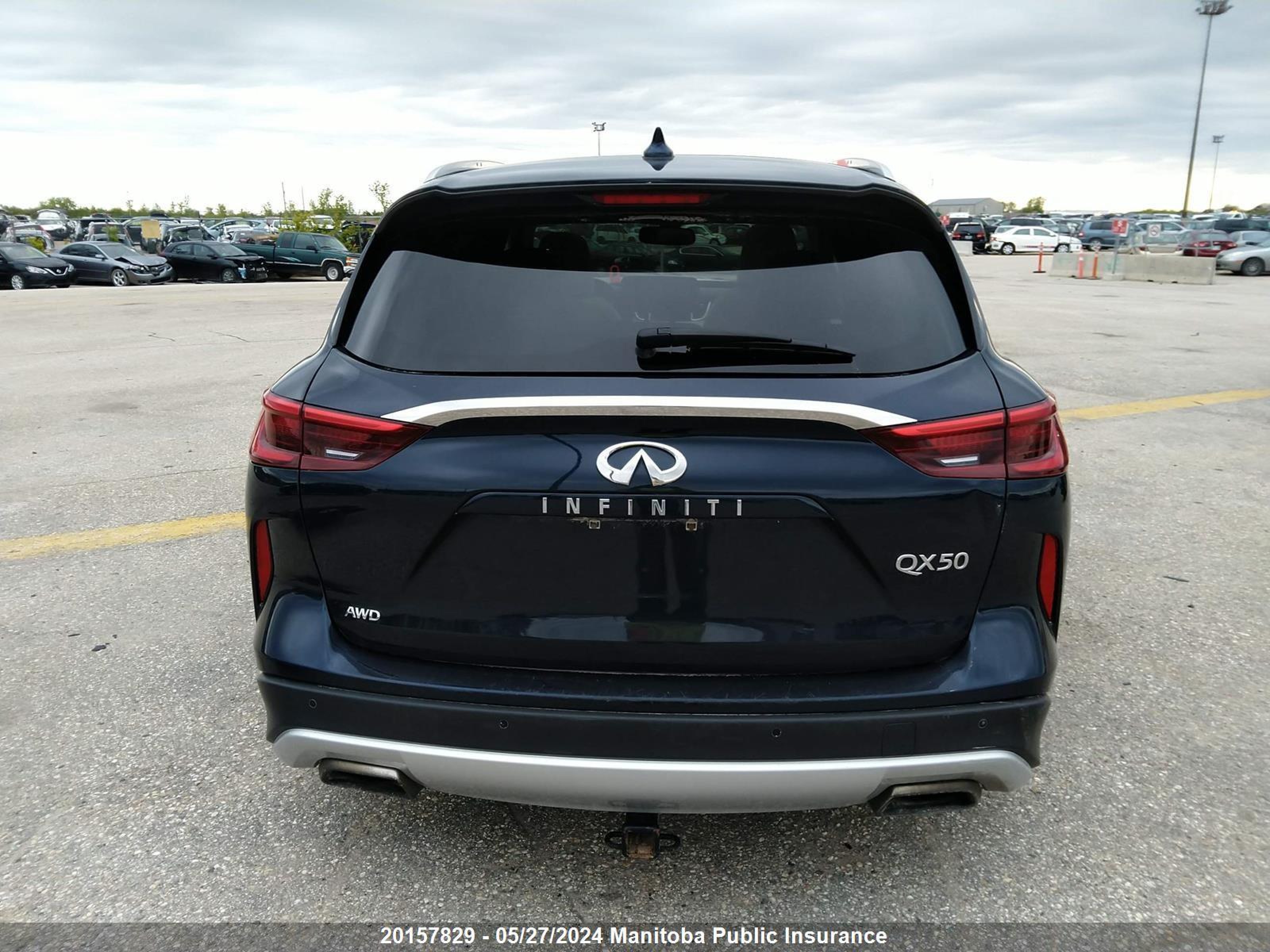 Photo 15 VIN: 3PCAJ5M3XKF141746 - INFINITI QX80 