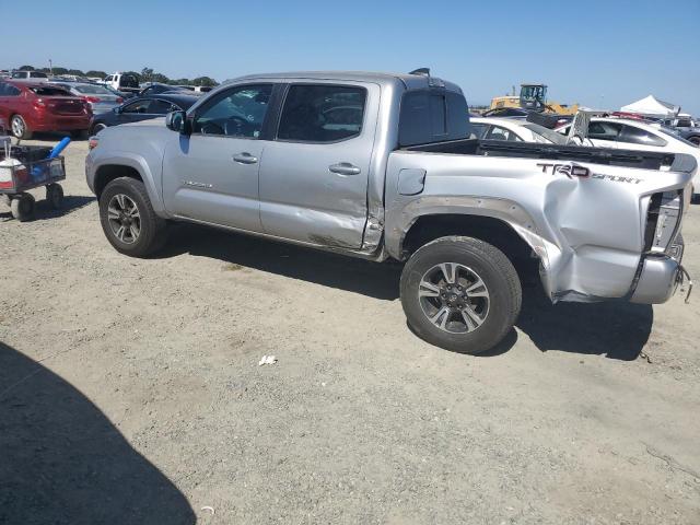 Photo 1 VIN: 3TMAZ5CN0JM055805 - TOYOTA TACOMA DOU 