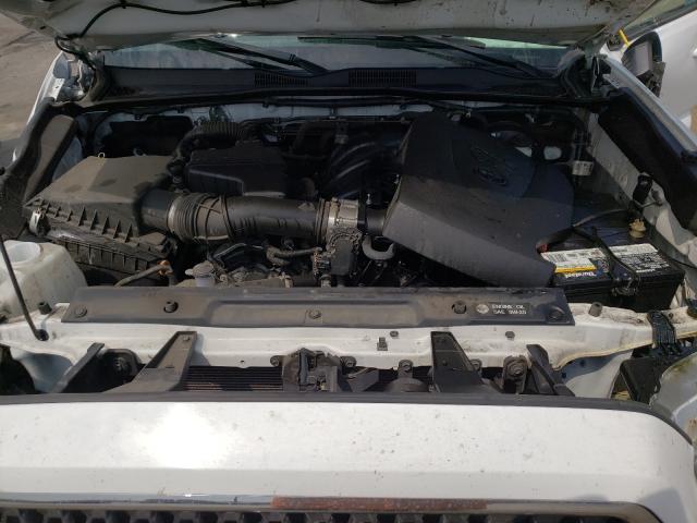 Photo 6 VIN: 3TMAZ5CN1JM054842 - TOYOTA TACOMA DOU 