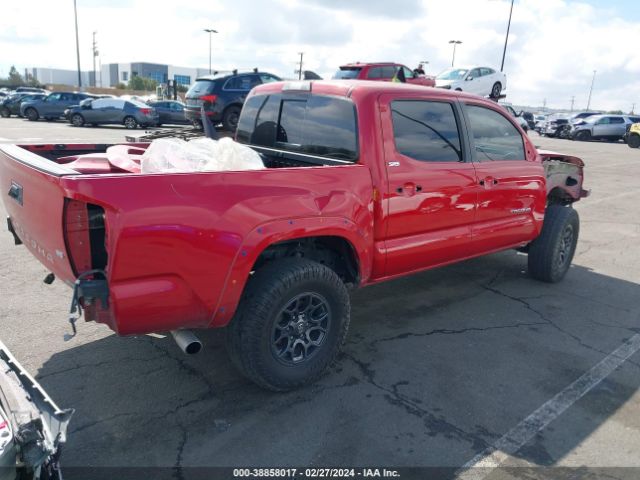 Photo 3 VIN: 3TMAZ5CN1JM071737 - TOYOTA TACOMA 