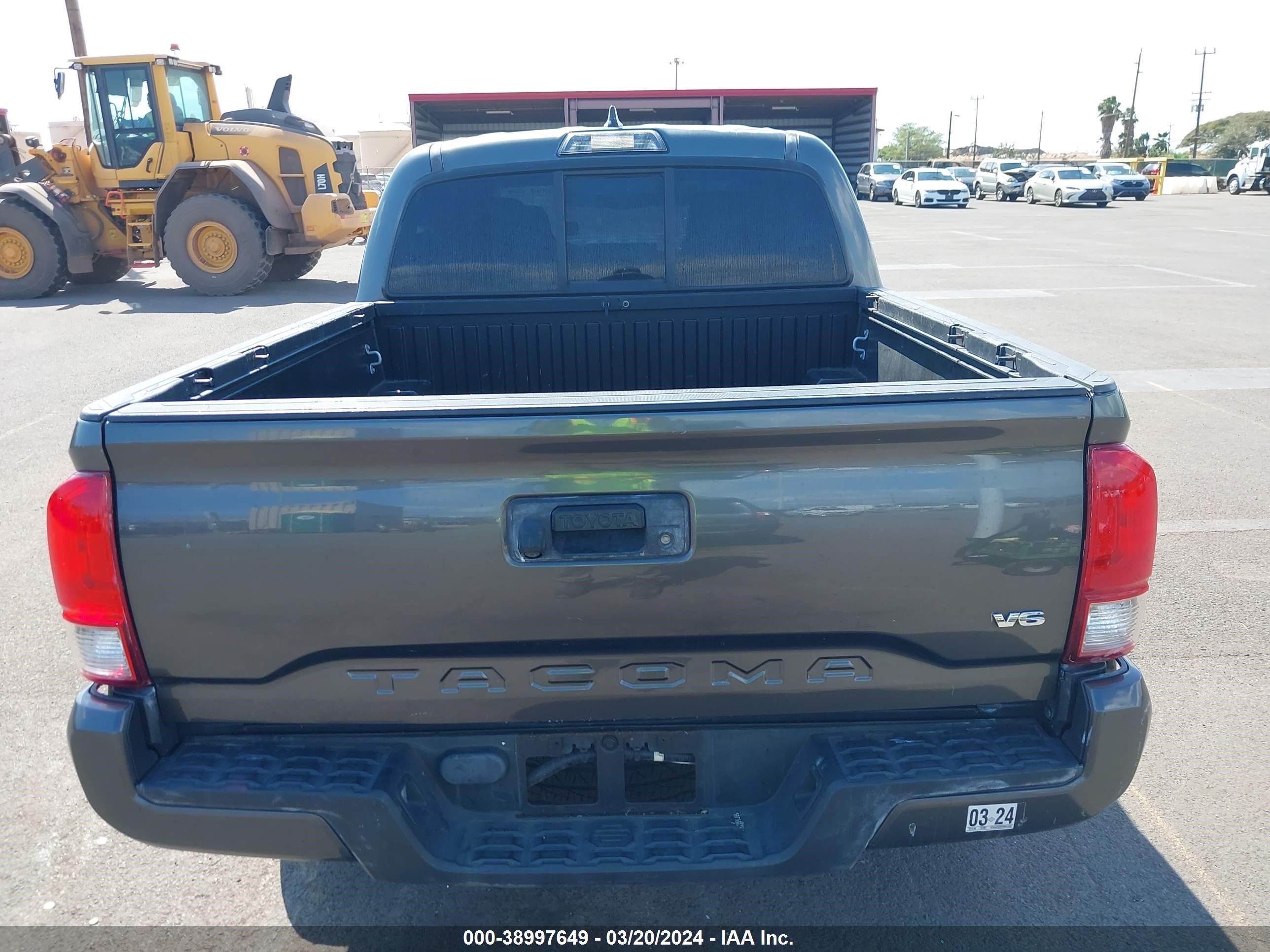 Photo 15 VIN: 3TMAZ5CN2GM014357 - TOYOTA TACOMA 