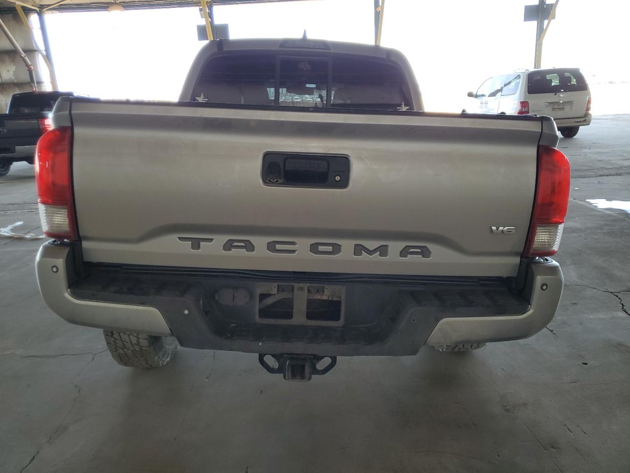 Photo 5 VIN: 3TMAZ5CN2GM020272 - TOYOTA TACOMA 