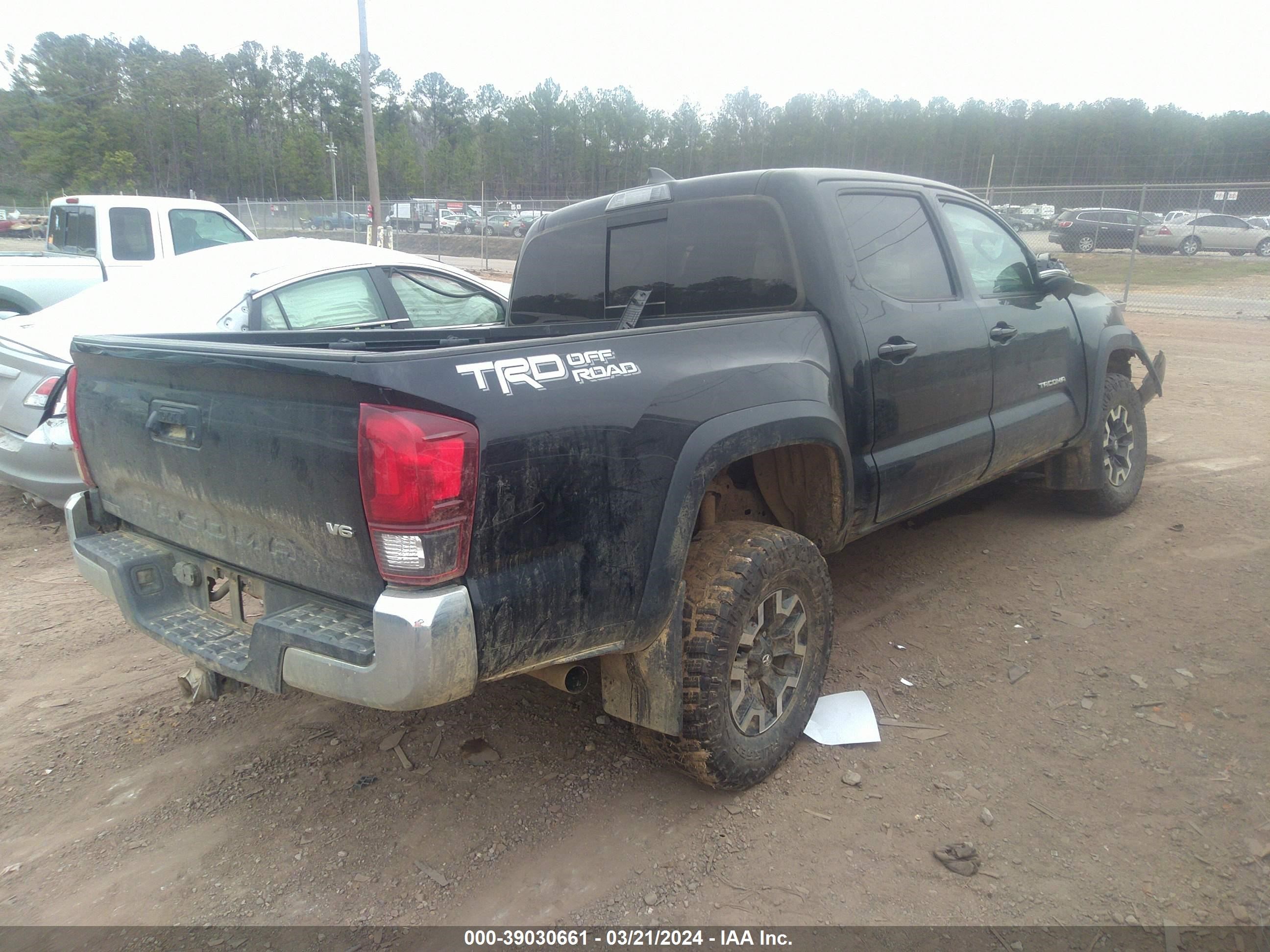 Photo 3 VIN: 3TMAZ5CN2KM101085 - TOYOTA TACOMA 