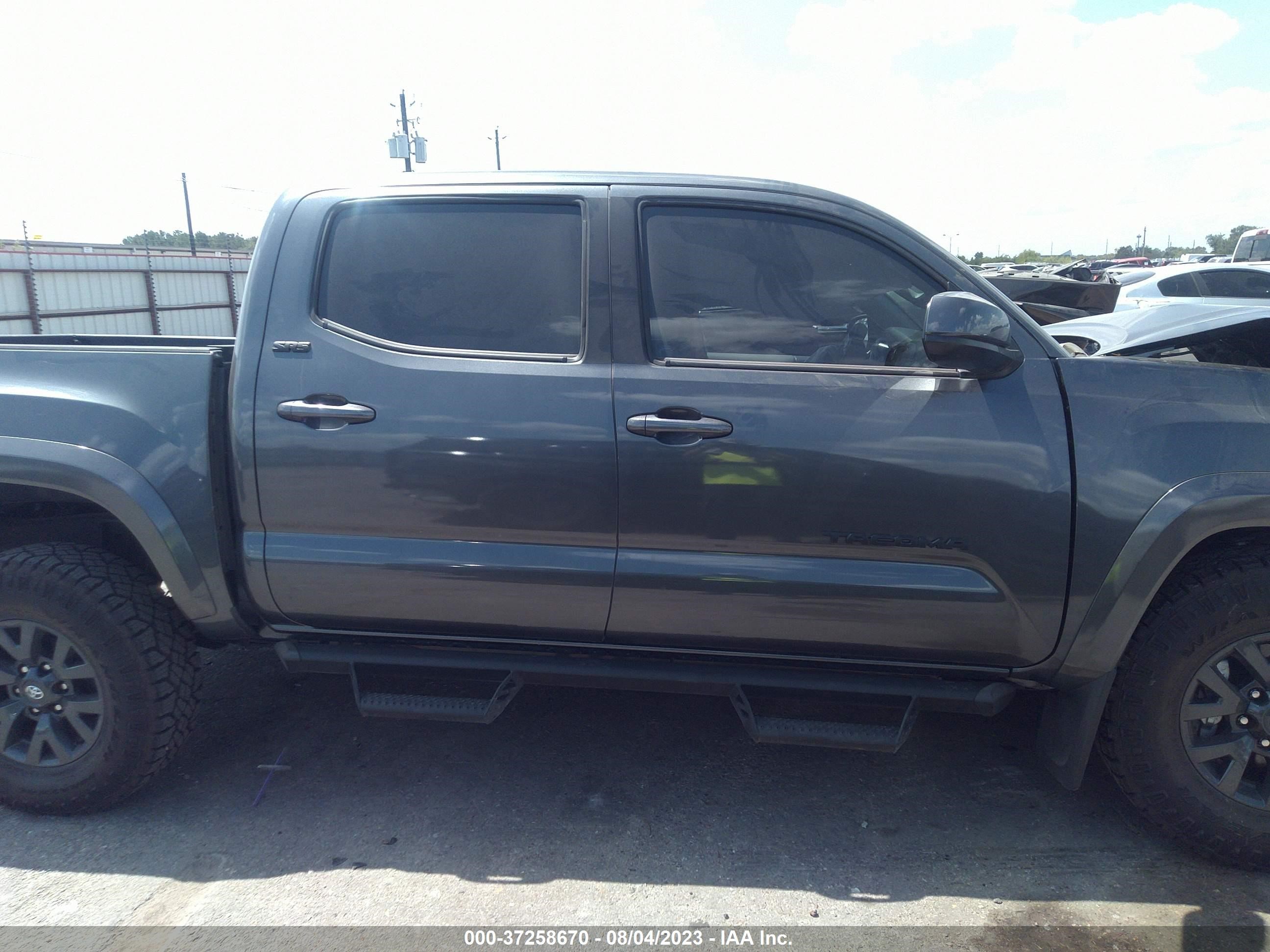 Photo 11 VIN: 3TMAZ5CN2PM207656 - TOYOTA TACOMA 