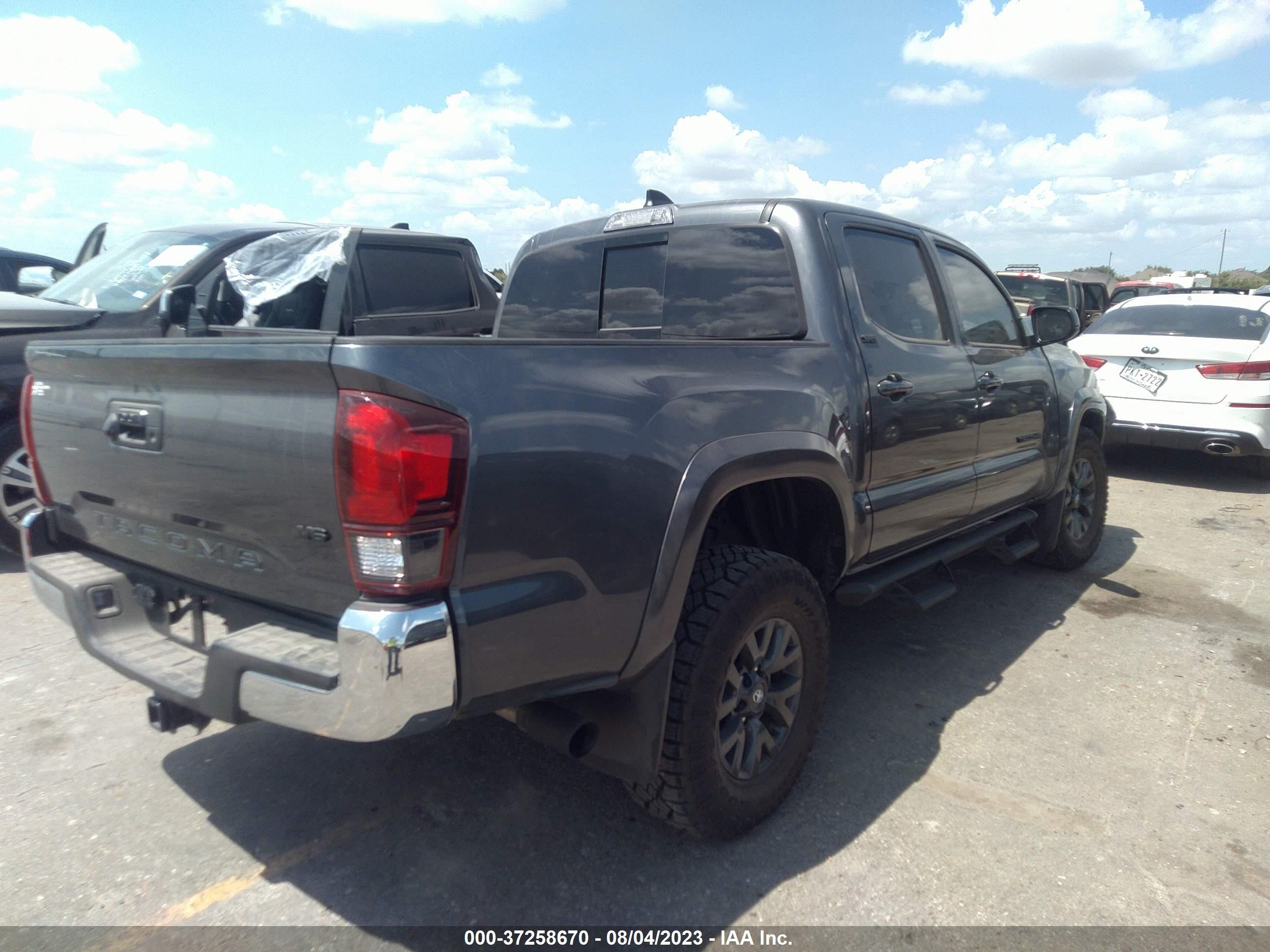 Photo 3 VIN: 3TMAZ5CN2PM207656 - TOYOTA TACOMA 