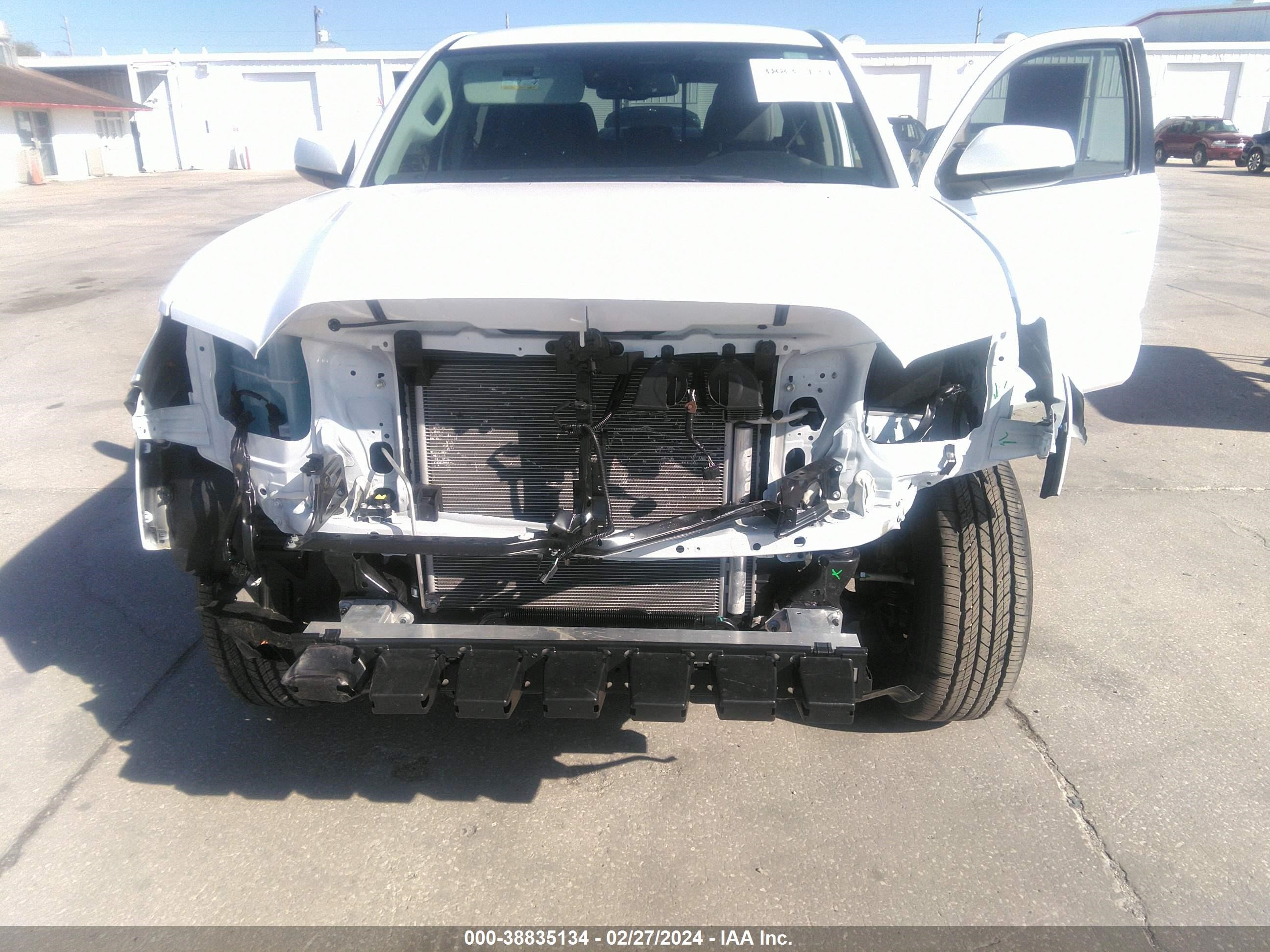 Photo 5 VIN: 3TMAZ5CN2PM210766 - TOYOTA TACOMA 