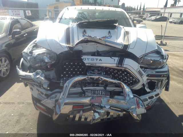 Photo 5 VIN: 3TMAZ5CN3JM078155 - TOYOTA TACOMA 