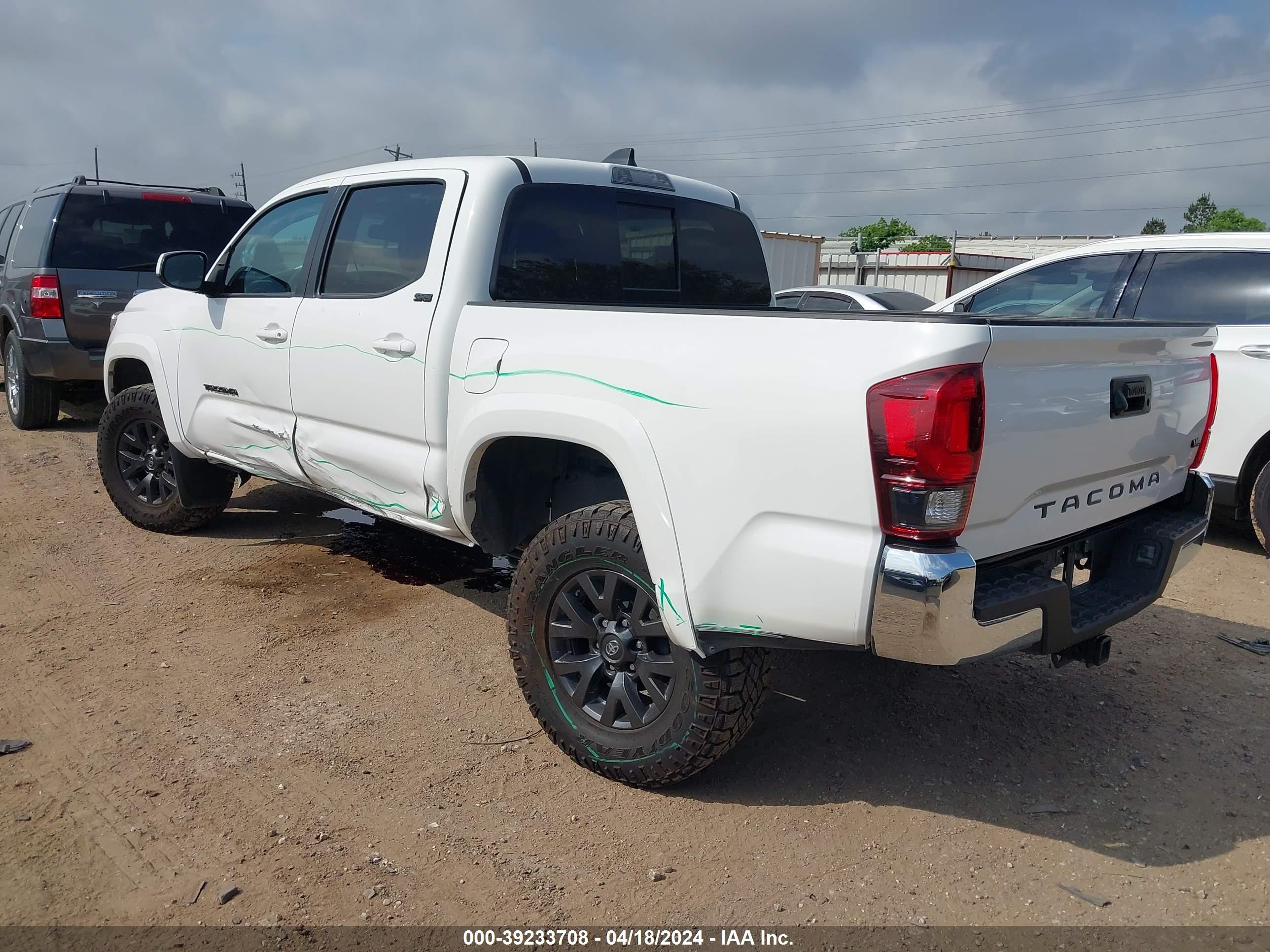 Photo 2 VIN: 3TMAZ5CN3PM199695 - TOYOTA TACOMA 