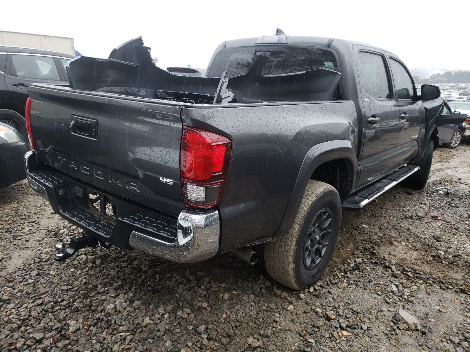 Photo 3 VIN: 3TMAZ5CN4JM065639 - TOYOTA TACOMA DOU 