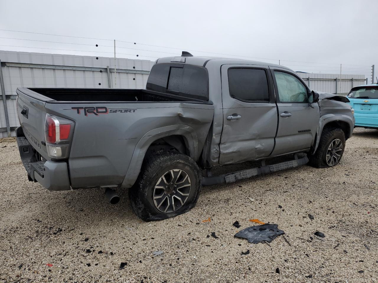 Photo 2 VIN: 3TMAZ5CN4LM137152 - TOYOTA TACOMA 