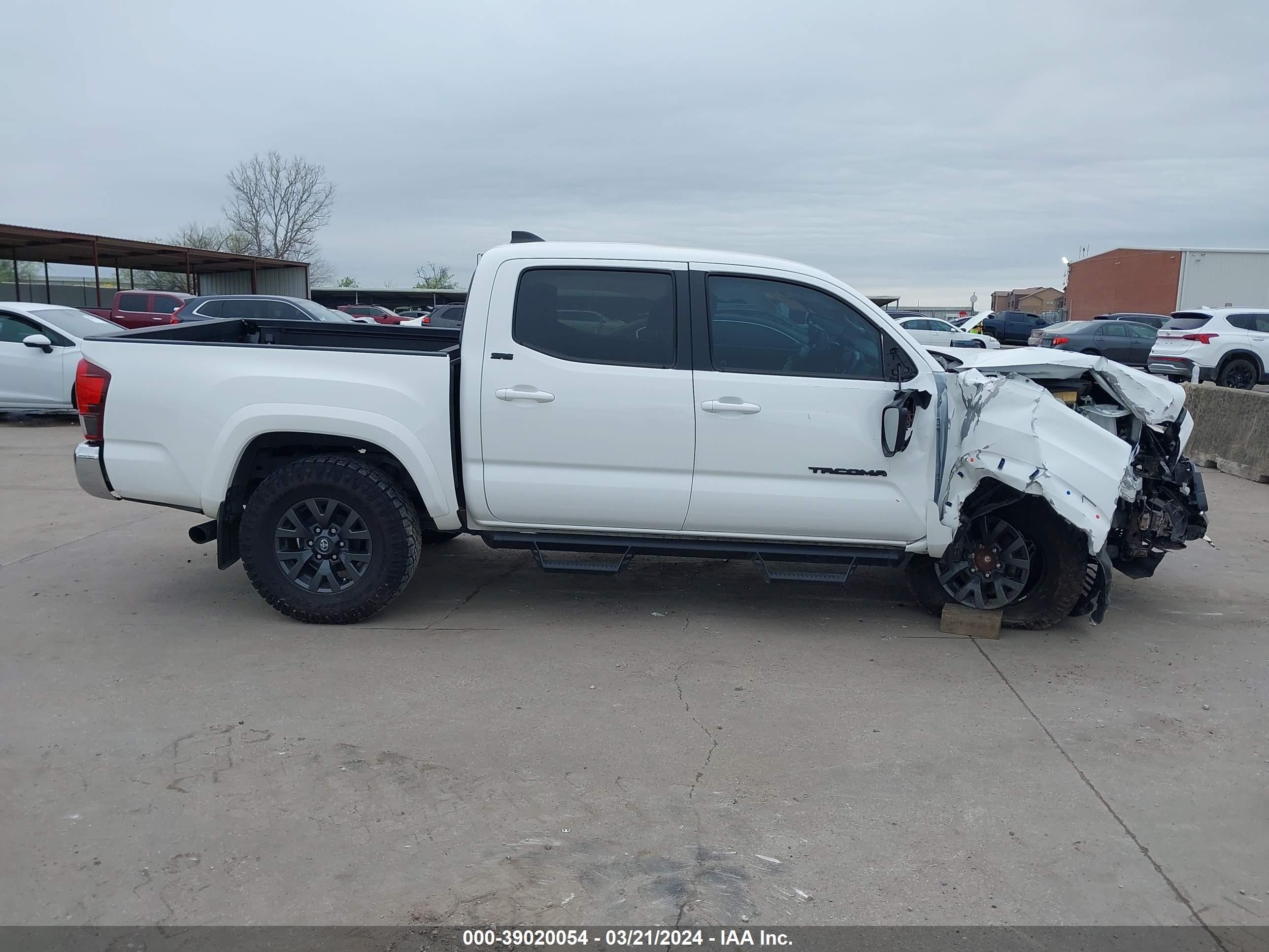 Photo 12 VIN: 3TMAZ5CN4PM201440 - TOYOTA TACOMA 