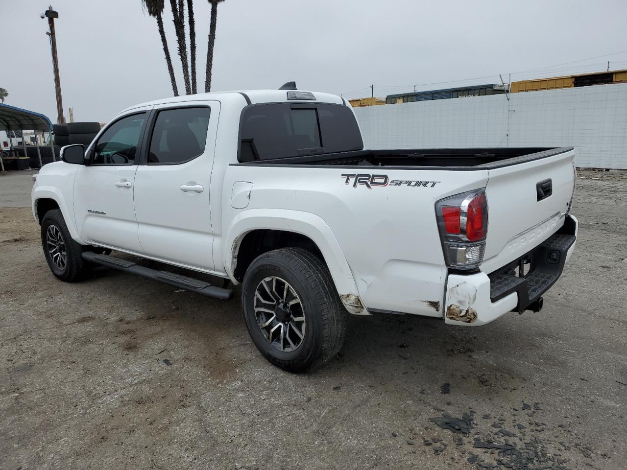 Photo 1 VIN: 3TMAZ5CN4PM207822 - TOYOTA TACOMA 