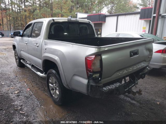 Photo 2 VIN: 3TMAZ5CN5JM058621 - TOYOTA TACOMA 