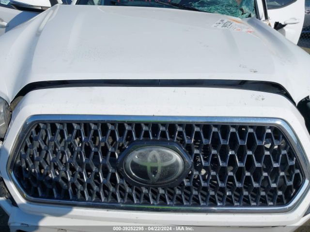 Photo 9 VIN: 3TMAZ5CN5JM074365 - TOYOTA TACOMA 