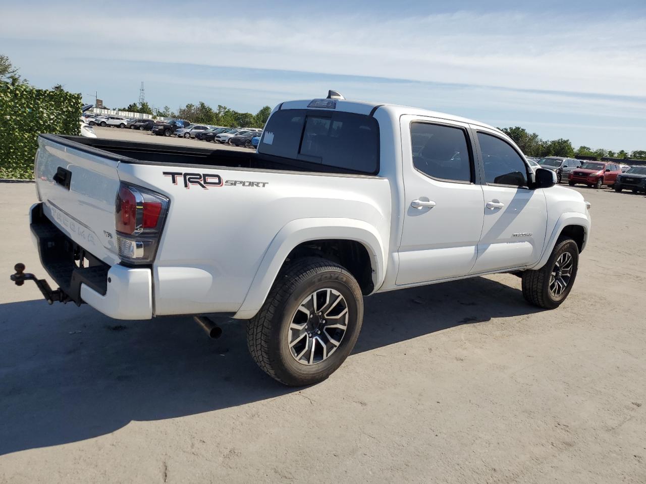 Photo 2 VIN: 3TMAZ5CN5NM175850 - TOYOTA TACOMA 