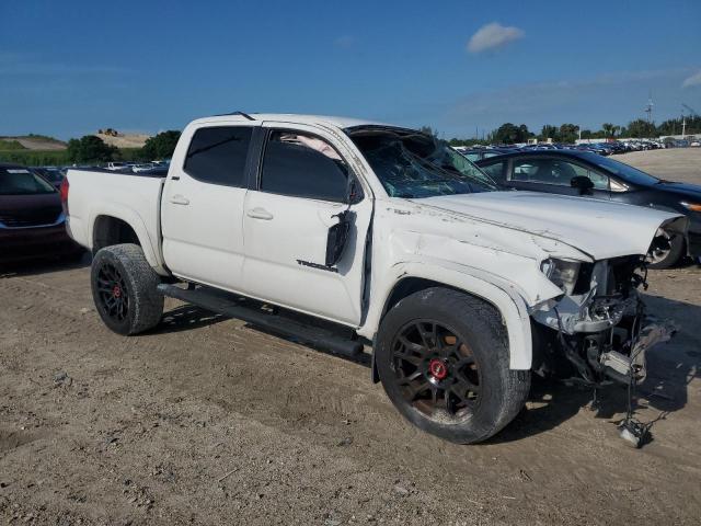 Photo 3 VIN: 3TMAZ5CN6JM067571 - TOYOTA TACOMA DOU 