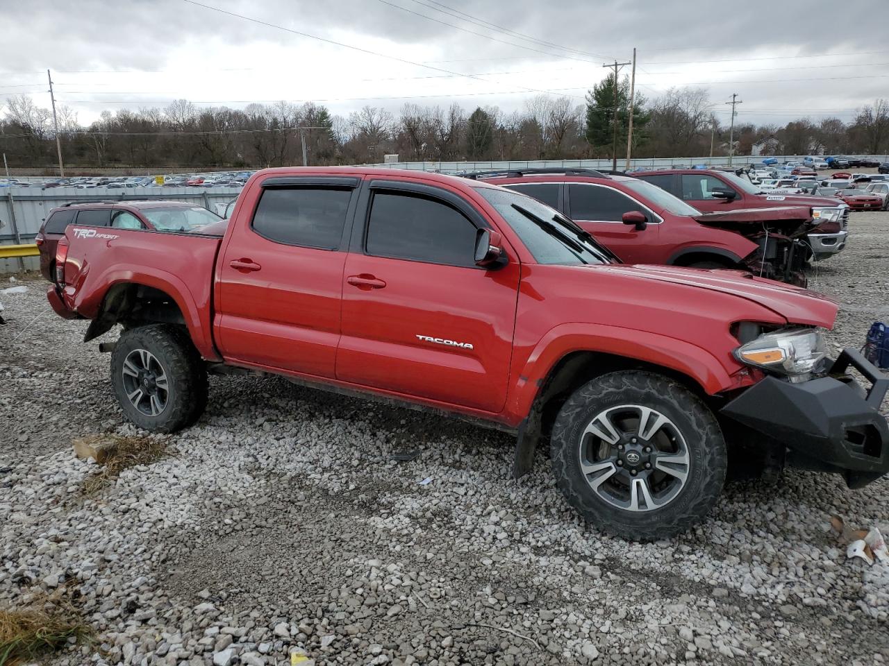 Photo 3 VIN: 3TMAZ5CN6JM070180 - TOYOTA TACOMA 