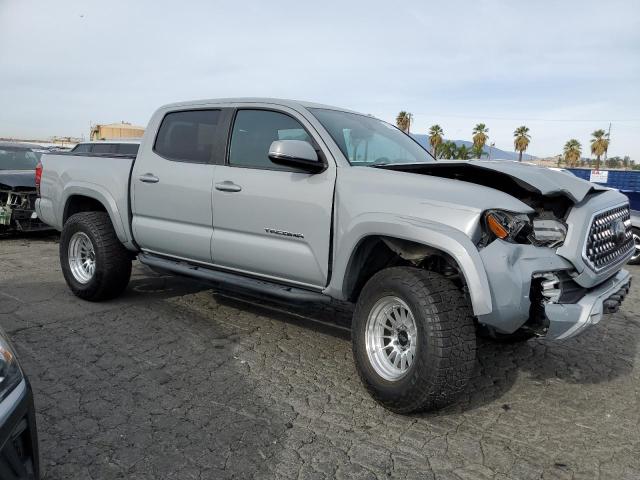 Photo 3 VIN: 3TMAZ5CN6JM072558 - TOYOTA TACOMA DOU 