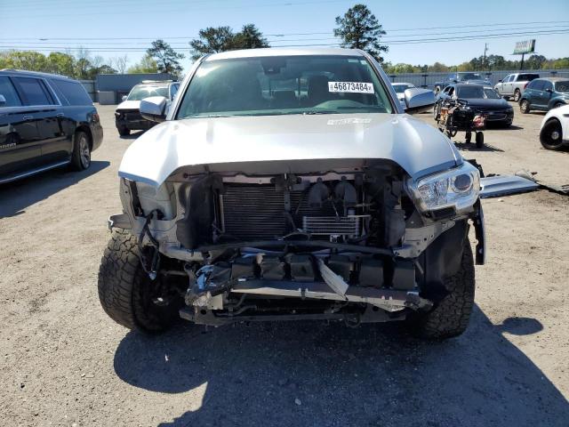 Photo 4 VIN: 3TMAZ5CN6KM105768 - TOYOTA TACOMA 