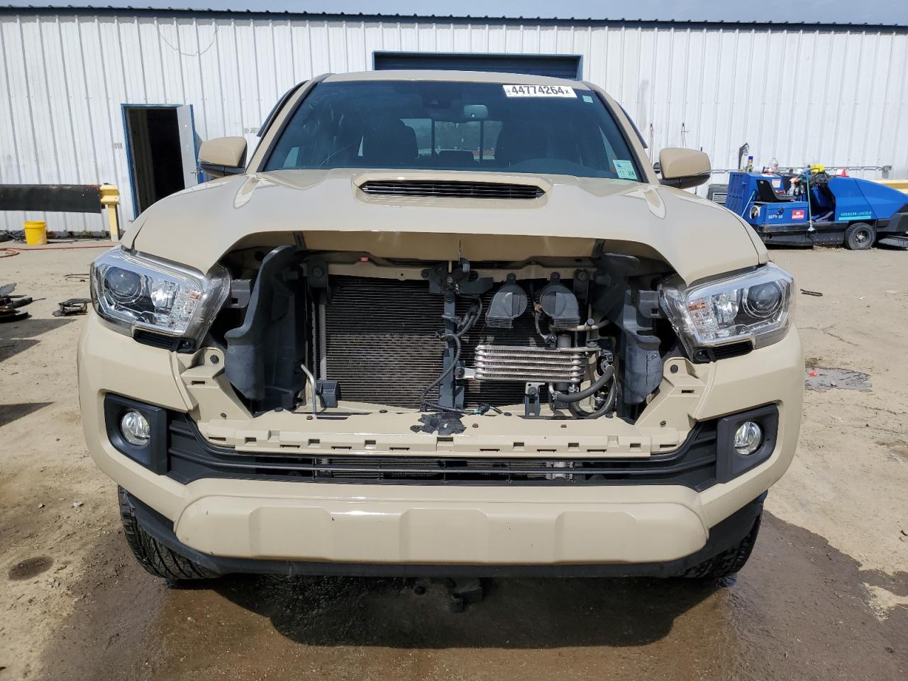 Photo 4 VIN: 3TMAZ5CN6KM110050 - TOYOTA TACOMA 