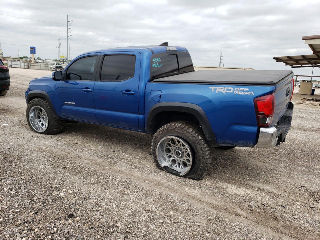 Photo 1 VIN: 3TMAZ5CN7JM056420 - TOYOTA TACOMA 