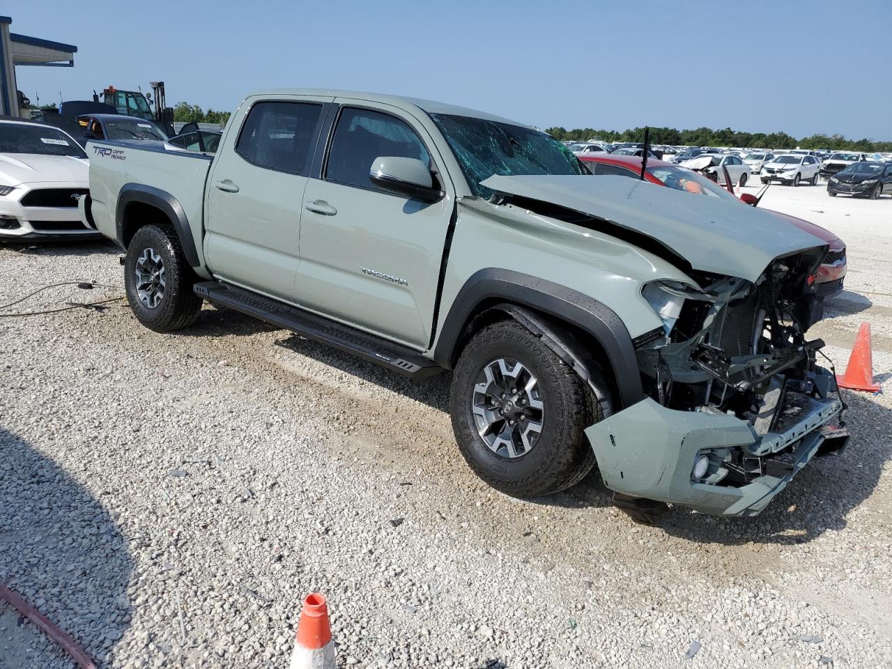 Photo 3 VIN: 3TMAZ5CN7PM208060 - TOYOTA TACOMA 