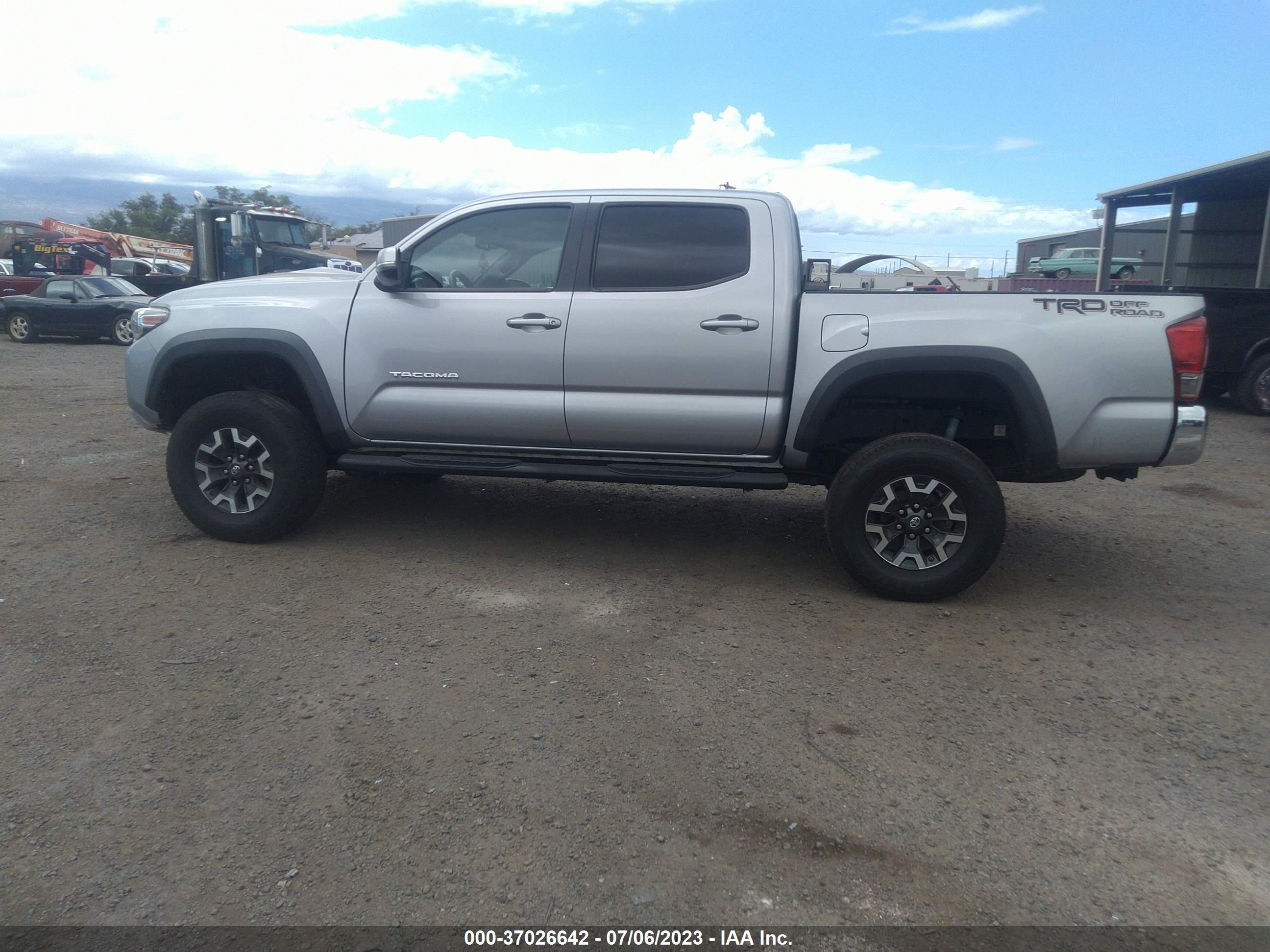 Photo 12 VIN: 3TMAZ5CN8HM033920 - TOYOTA TACOMA 