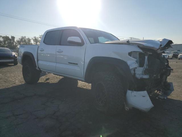 Photo 3 VIN: 3TMAZ5CN8KM112835 - TOYOTA TACOMA DOU 