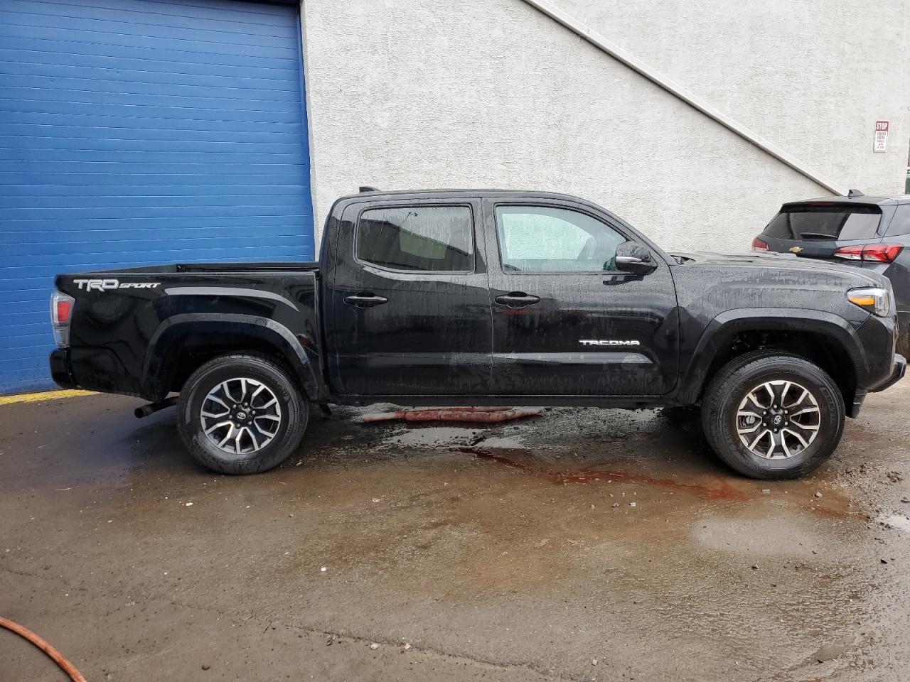 Photo 2 VIN: 3TMAZ5CN8PM213123 - TOYOTA TACOMA 