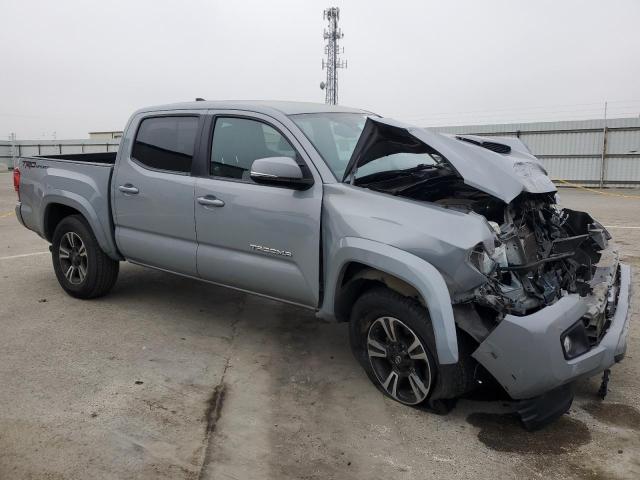 Photo 3 VIN: 3TMAZ5CN9JM076751 - TOYOTA TACOMA DOU 