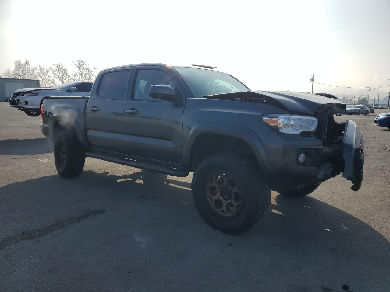 Photo 3 VIN: 3TMAZ5CNXLM136443 - TOYOTA TACOMA 