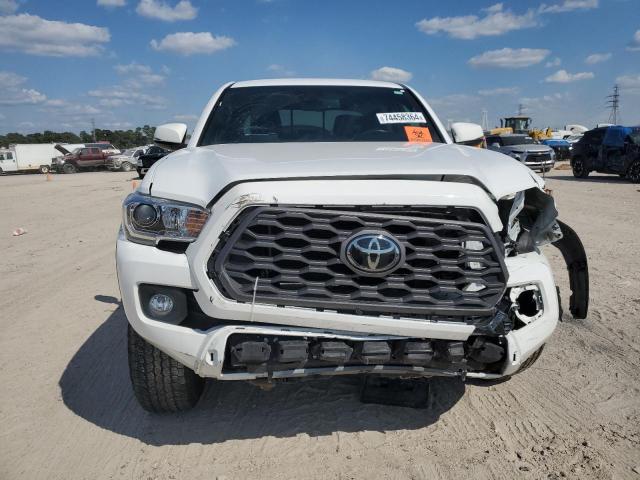 Photo 4 VIN: 3TMAZ5CNXNM178257 - TOYOTA TACOMA DOU 