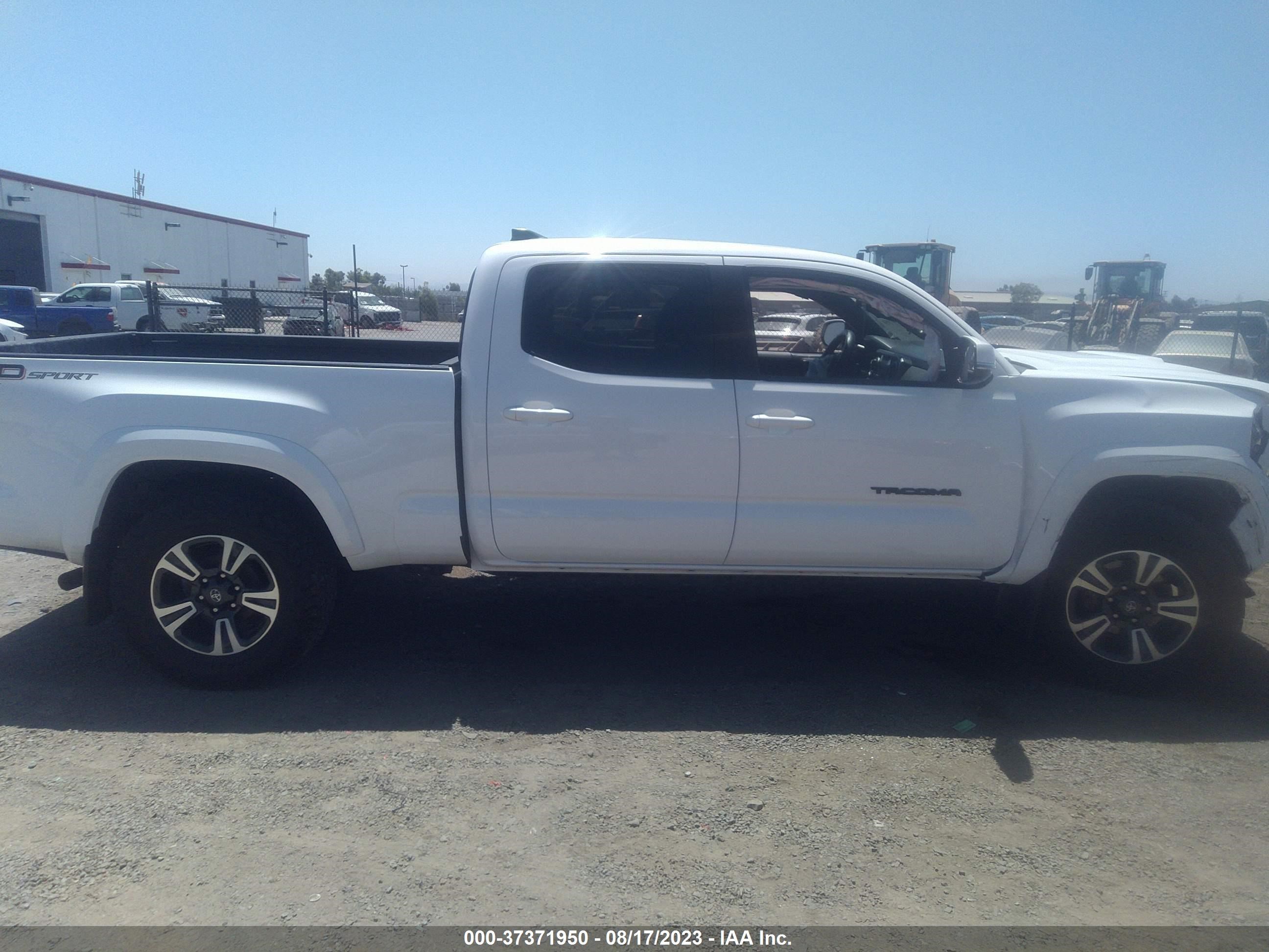 Photo 12 VIN: 3TMBZ5DN0KM019682 - TOYOTA TACOMA 