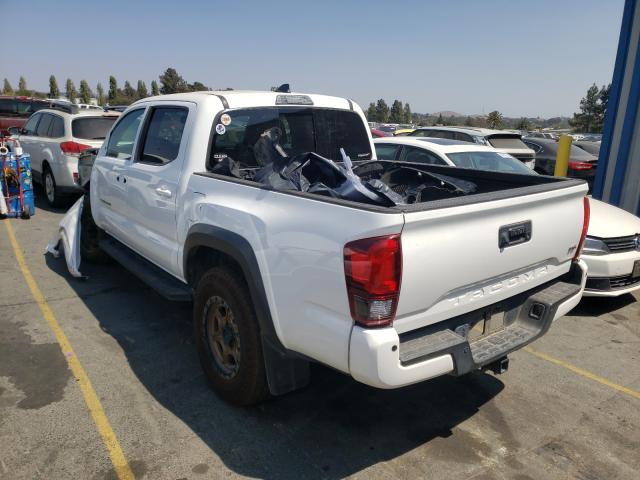 Photo 2 VIN: 3TMCZ5AN0JM147590 - TOYOTA TACOMA DOU 