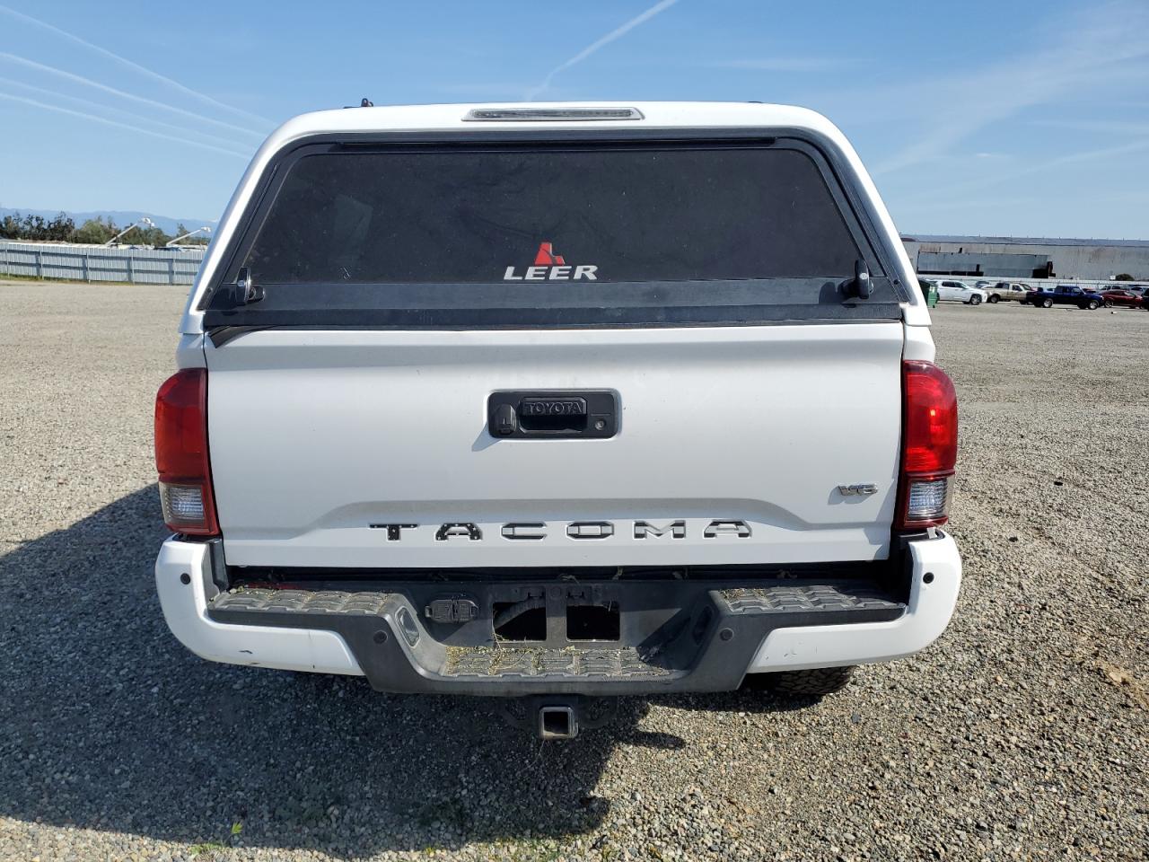 Photo 5 VIN: 3TMCZ5AN0KM222886 - TOYOTA TACOMA 