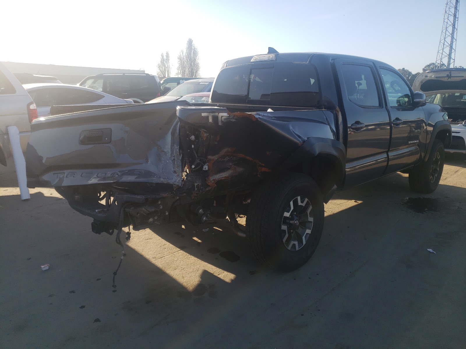 Photo 3 VIN: 3TMCZ5AN0KM246878 - TOYOTA TACOMA DOU 