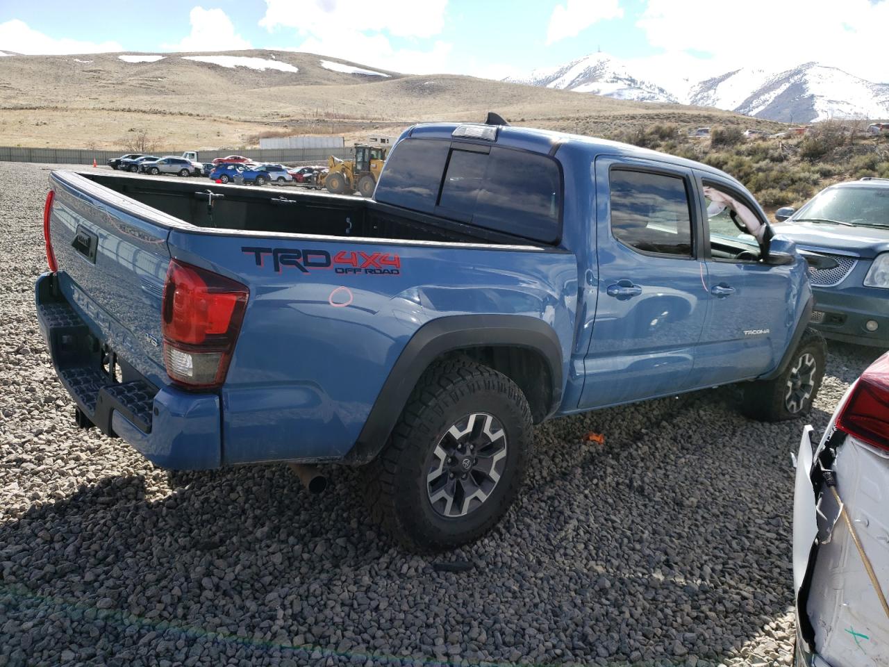 Photo 2 VIN: 3TMCZ5AN0KM280609 - TOYOTA TACOMA 