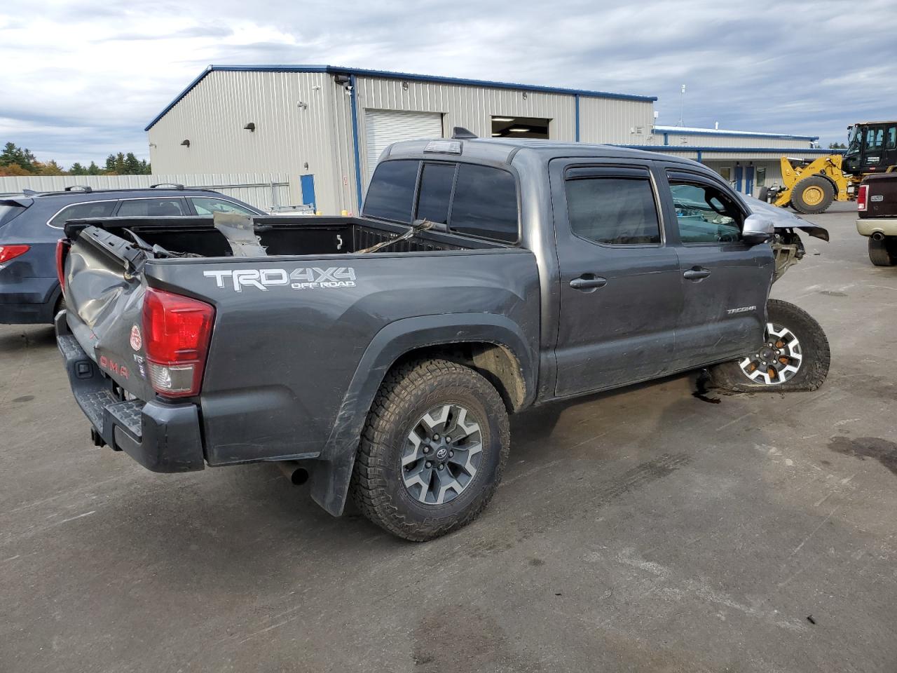 Photo 2 VIN: 3TMCZ5AN1GM016998 - TOYOTA TACOMA 