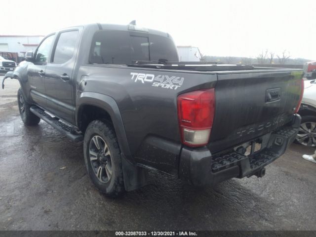 Photo 2 VIN: 3TMCZ5AN1HM060422 - TOYOTA TACOMA 