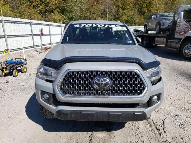 Photo 4 VIN: 3TMCZ5AN1KM258411 - TOYOTA TACOMA 