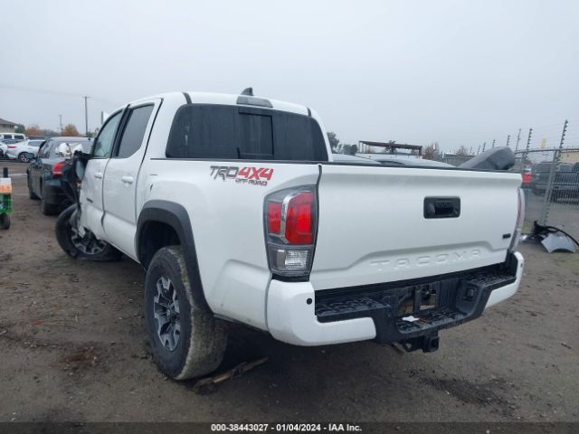 Photo 2 VIN: 3TMCZ5AN1MM445988 - TOYOTA TACOMA 