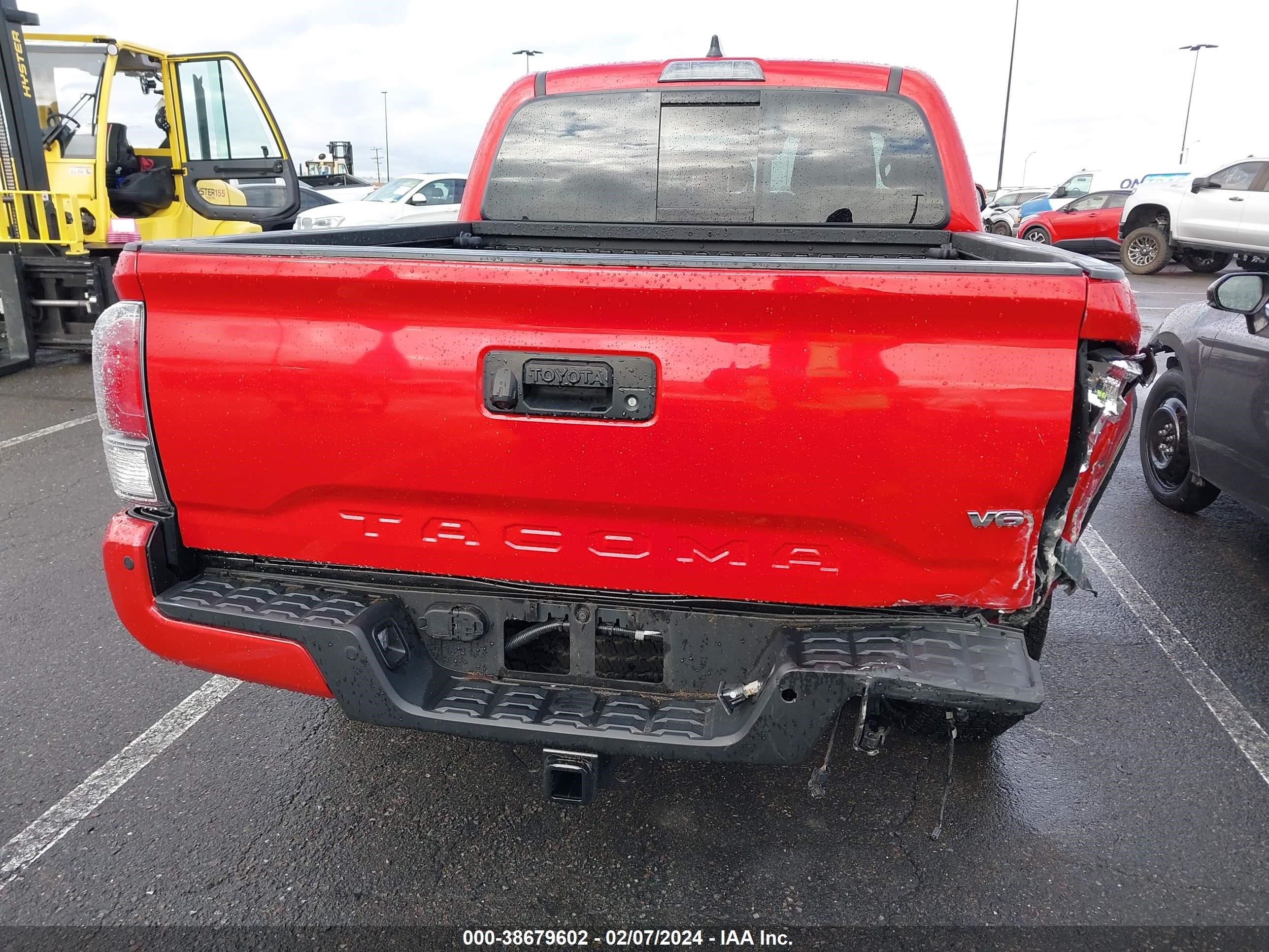 Photo 16 VIN: 3TMCZ5AN1NM505415 - TOYOTA TACOMA 