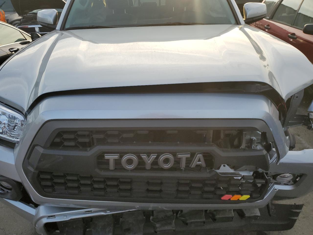 Photo 10 VIN: 3TMCZ5AN1NM512090 - TOYOTA TACOMA 