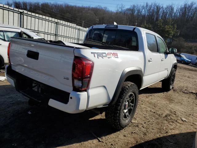 Photo 2 VIN: 3TMCZ5AN2JM122304 - TOYOTA TACOMA DOU 