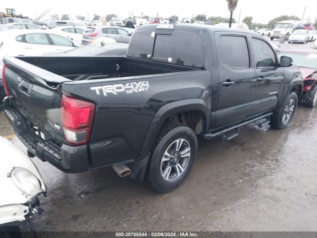 Photo 3 VIN: 3TMCZ5AN2JM150989 - TOYOTA TACOMA 